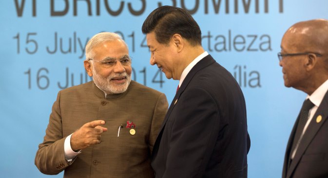 Kompromis između Indije i Kine neće se lako postići jer su njihovi odnosi prožeti međusobnim nepovjerenjem. Na fotografiji: Premijer Indije Narendra Modi i generalni tajnik CK KP Kine Xi Jinping na Summitu BRICS-a u Brazilu. Izvor: AP. 