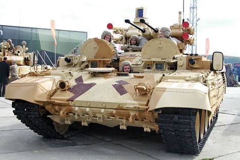 BMPT-72 adalah versi baru tank pendukung tempur yang basisnya mengambil tank T-72 yang tersohor. Sumber: Tatyana Andreeva / RG