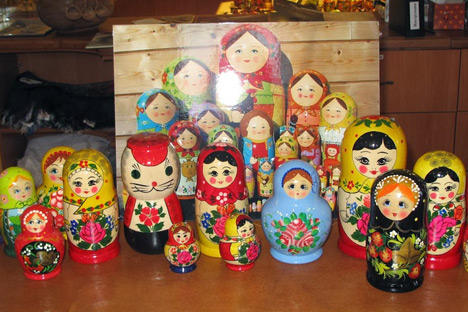 Berbagai jenis matryoshka. Kredit: author.