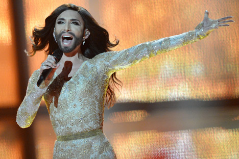 Juara Eurovision Conchita Wurst menarik banyak perhatian bukan hanya karena penampilannya, tetapi juga karena suaranya. Foto: Vladimir Astapkovitsch/RIA Novosti 