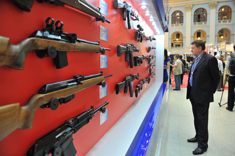 Meski diproduksi sebagai persenjataan militer, karabin dan senapan ini akan dijual untuk untuk pasar sipil. Foto: PhotoXPress