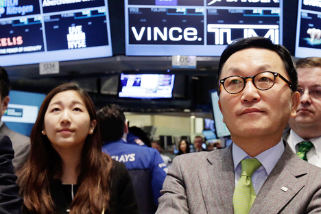 Dengan diberlakukannya sanksi dari Uni Eropa, Bank Sentral berencana menarik investor dari Asia dan Arab ke Obligasi Pinjaman Federal Rusia (OFZ) dan utang korporat dalam rubel. Foto: AP