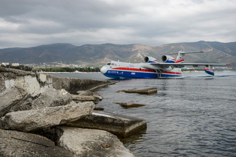 Pesawat Amfibi Be-200. Foto: Mikhail Mokrushin/RIA Novosti