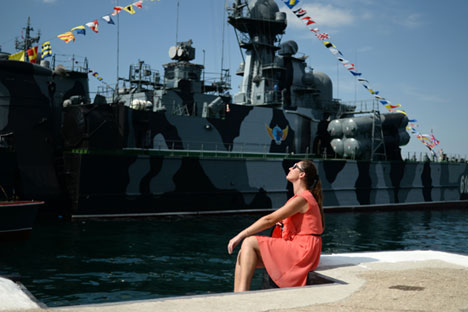 Bersandarnya kapal tipe Sivuch di pelabuhan Suriah dapat memiliki arti dan motif politik yang bertujuan untuk mempertahankan ketegangan militer-politik di region Timur Tengah. Foto: RIA Novosti