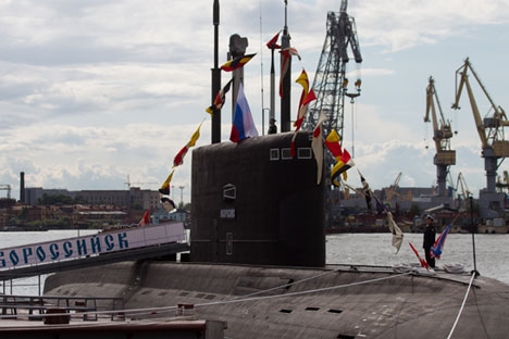 Kapal selam pertama yang dijuluki oleh negara lain sebagai “lubang hitam” ini sudah resmi masuk menjadi bagian dari Armada Laut Hitam Rusia. Foto: RIA Novosti