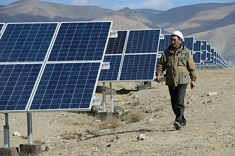 Pembangkit ini merupakan PLTS Rusia pertama yang memiliki kapasitas daya listrik sebesar lima megawatt. Sebelumnya, kapasitas PLTS di Rusia tidak lebih dari dua megawatt. Foto: Aleksandr Kriajev/RIA Novosti