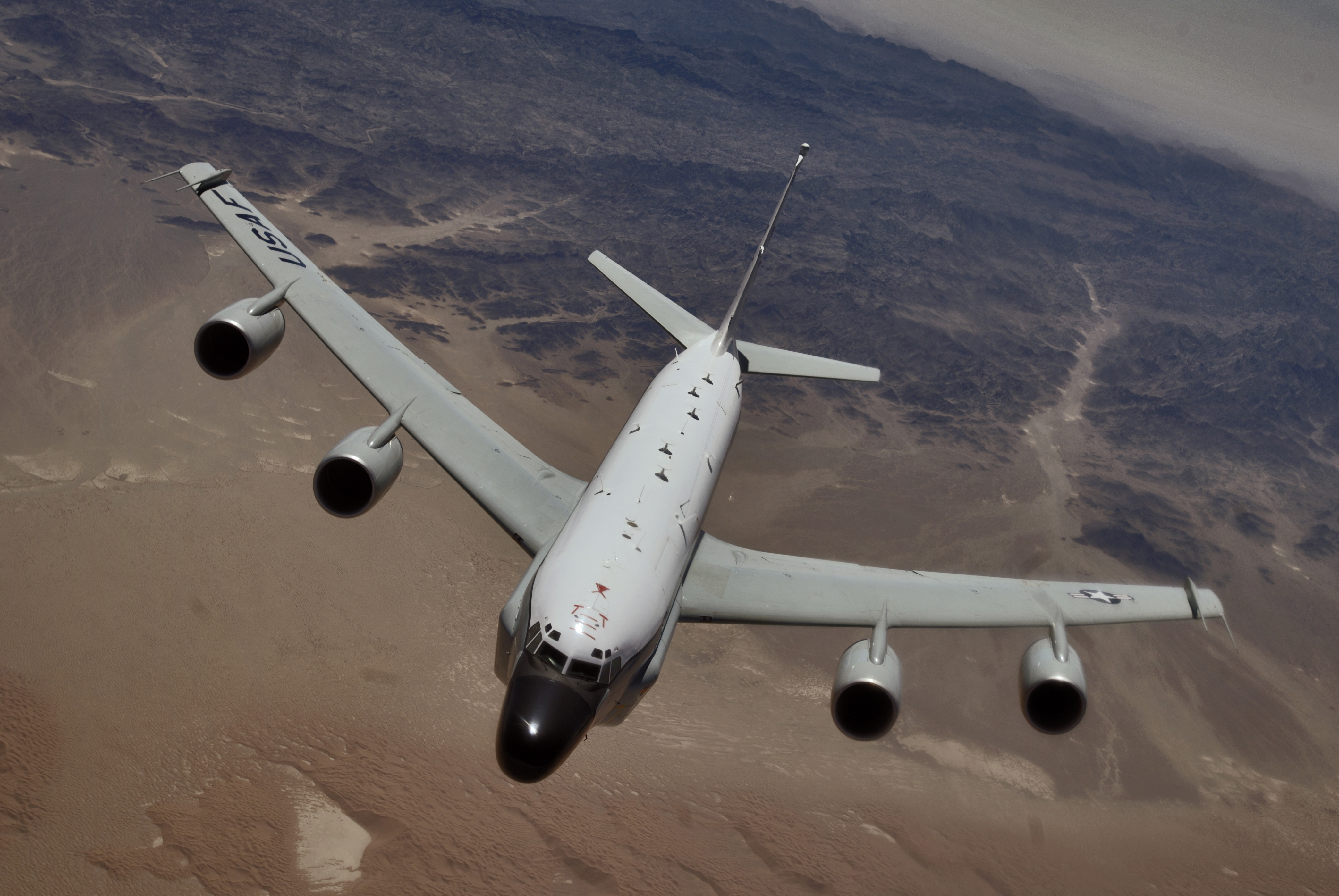 Letalo RC-135.