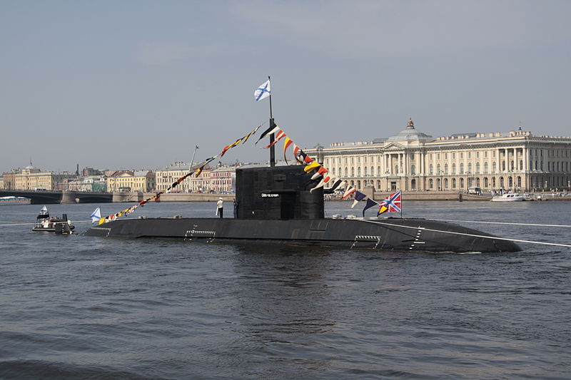 ‘Sankt Peterburg’ adalah kapal selam non-nuklir Proyek 677 yang dibangun di Galangan Kapal Admiralty pada 1997.