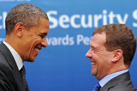 The good relationship between Presidents Barack Obama and Dmitry Medvedev hasn’t been enough to get the U.S. to lift controversial trade restrictions. Source: AFP / East News