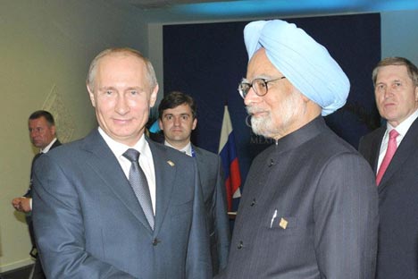 The Prime Minister, Dr. Manmohan Singh meeting the President of the Russian Federation, Mr. Vladimir Putin, on the sidelines of the G-20 Summit, at Los Cabos, Mexico on June 19, 2012. Photo Division, Ministry of Information & Broadcasting, Government