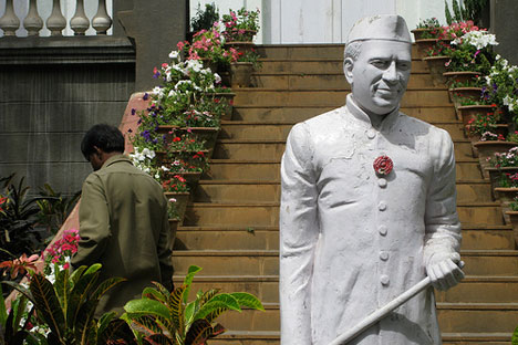 Statue of Jawaharlal Nehru. Source: Phillie Casablanca/Flickr