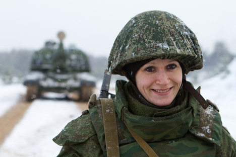 Russia's Armed Forces counted almost 50,000 women in their ranks and approximately the same number in civilian positions in 2012. Source: RIA Novosti / Oleg Zoloto