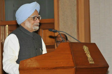 Prime Minister Manmohan Singh underlined that India needs to thinks of ways of taking the relationship with Pakistan forward by addressing the constituency which believes in democracy. Source: Photo Division, Government of India