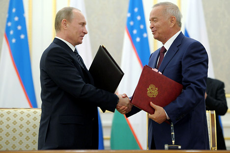 Uzbek President Islam Karimov (R) emphasized Russia’s stabilizing role in the Central Asian region. Source: ITAR-TASS