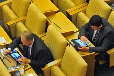 Having their own blogs on social networks has become the fashion for Russian politicians. Source: Kommersant
