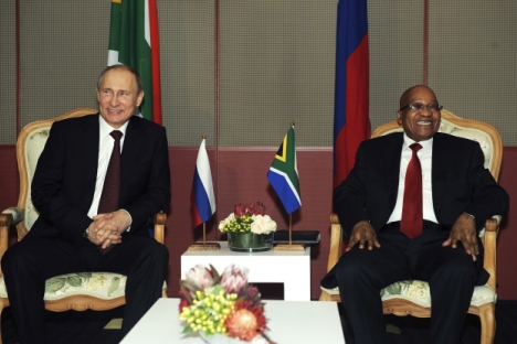 South Africa can play a bridge building role in bringing Africa and the BRICS closer. Photo: Jacob Zuma and Vladimir Putin at the 5th BRICS Summit in Durban, March 26, 2013. Source: Reuters