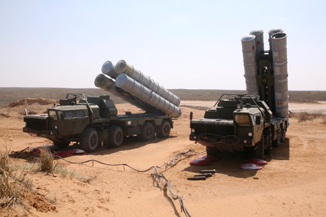 The S-300PMU1 long-range surface-to-air missile system is designed to fight off the most widely used modern aircraft, as well as cruise, aeroballistic, tactical and short-range attack missiles. Source: ITAR-TASS