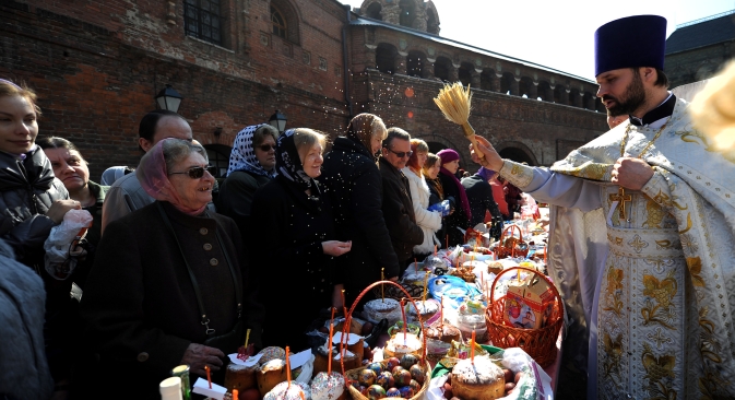 Easter signifies not only a holy time but the beginning of the spring after long winter. Source: AFP / East news