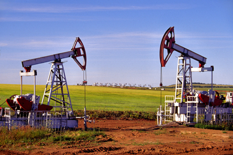 India, which is the world’s fourth largest consumer of oil and petroleum products, relies on imports for almost 80 percent of its oil needs. Source: ITAR-TASS