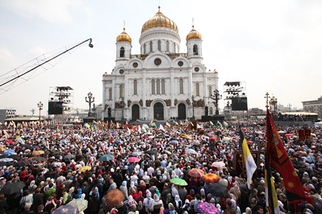 The Moscow City authorities together with the Russian Orthodox Church are currently implementing the so called “Program-200” – a plan according to which 200 Orthodox churches must be erected throughout the capital in the next 10 to 15 years. Source: ITAR-TASS