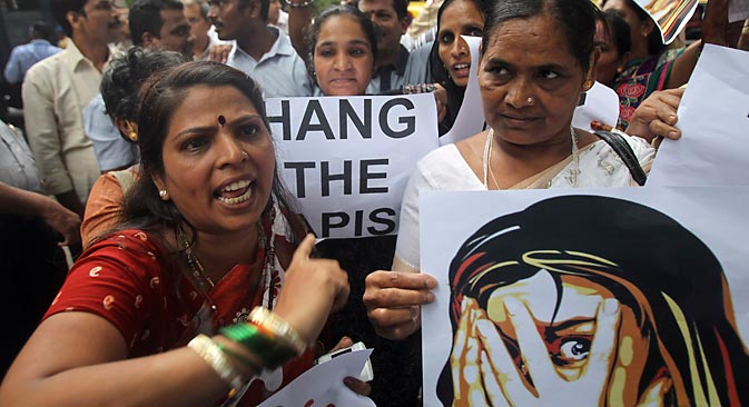 India is once again witnessing protests over lack of women's safety. Source: AP