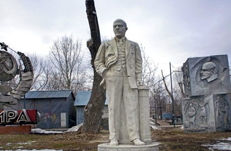 Among the 700-odd sculptures of the Museon stand six versions of Lenin. Source: Ricardo Marquina / RIR
