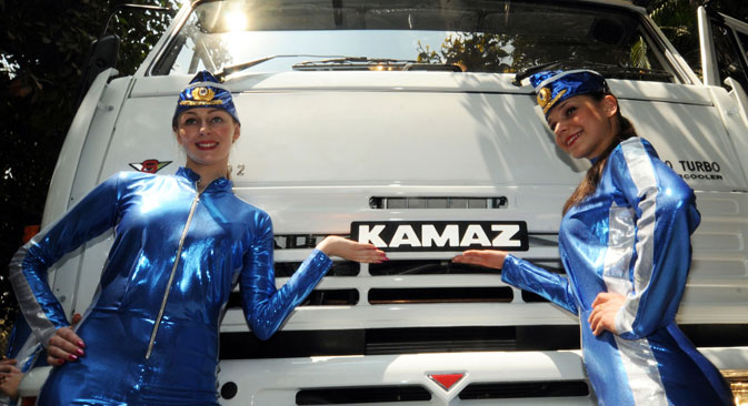 In February 2010, Kamaz opened an assembly line in India at the Kamaz Vectra Motors Limited (KVML), a joint venture with the Vectra group. Source: Itar-Tass 