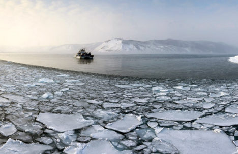 Both during the winter and summer many scientists and academics come to Listvyanka from a whole variety of countries to explore the legendary lake. Source: Lori / Legion Media
