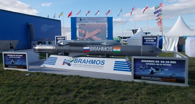 Over the past two years, the air version of the BrahMos cruise missile has been continuously in India on the Su-30MKI plane. Source: Boris Egorov/RIR