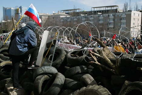 Barricades in Donetsk. Source: AP