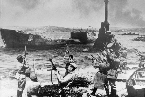 From October 1941 to July 1942, 156,000 Red Army soldiers were killed defending Sevastopol. Source: RIA Novosti
