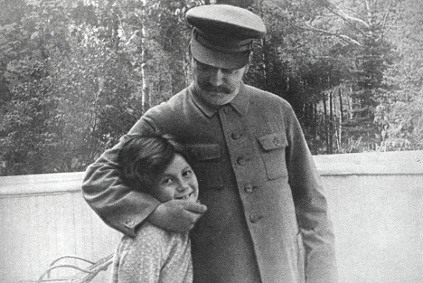 Svetlana Allilueva with her father. Source: Getty Images