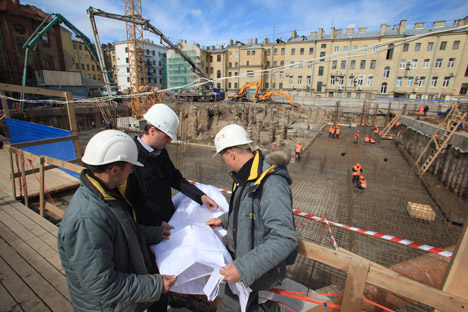 Experts and officials are counting highly qualified foreign specialists. Source: PhotoXPress