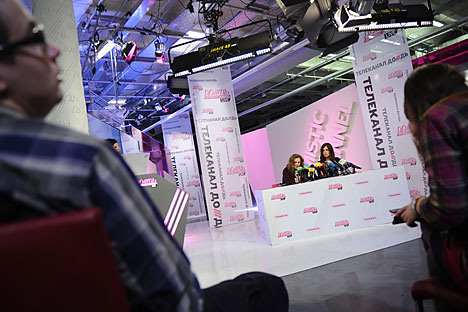 Pussy Riot punk band members Maria Alyokhina (L)and Nadezhda Tolokonnikova, freed from prison under an amnesty, give a press conference on Dozhd [Rain] TV channel. They were sentenced to two-year prison terms in July 2012 for offensive performance inside the Christ the Saviour Cathedral in February 2012. Source: Sergei Bobylev