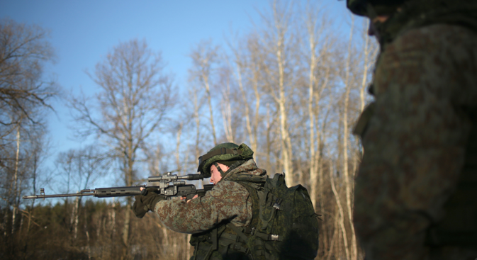 Servicemen equipped with Ratnik (Warrior) combat gear during combat training in Klimovsk. Source: Valeriy Melnikov / RIA Novosti