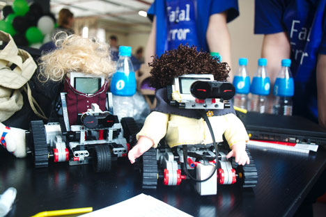 Robots made by Sergei Mun. Source: Press Photo