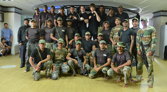 Nashik Police commandos with Daniel Issac, Petrov Maxim, and Kirill Lyubin (starting with fifth from the left in the last row). Source: Tolpar knife fighting school