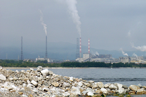 The major industrial polluter of Lake Baikal is the Baikalsk Paper and Pulp Mill. Source: ITAR-TASS
