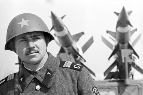 Soviet soldier, Moscow Region, 1977. Source: TASS