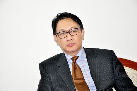 Arif Havas Oegroseno.