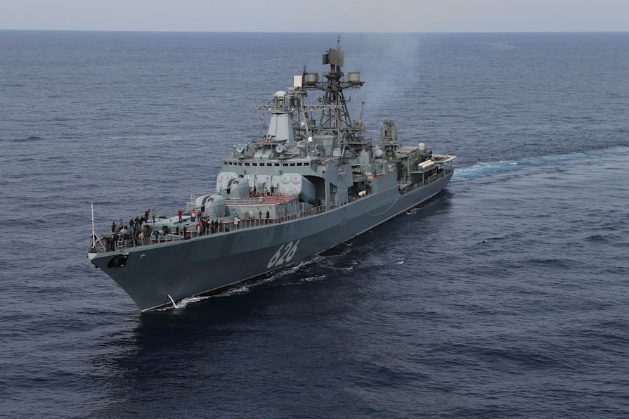 "Вицеадмирал Кулаков" е част от постоянната групировка на руския ВМФ в Средиземно море.