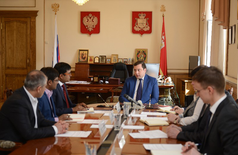 The governor said Smolensk would personally monitor the project