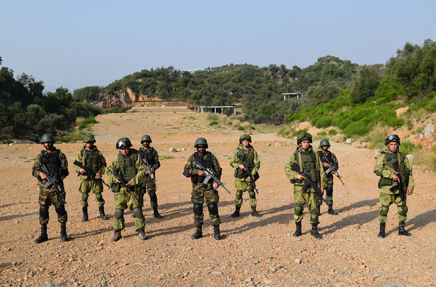 Russian and Pakistani servicemen during Friendship-2016 joint drills.