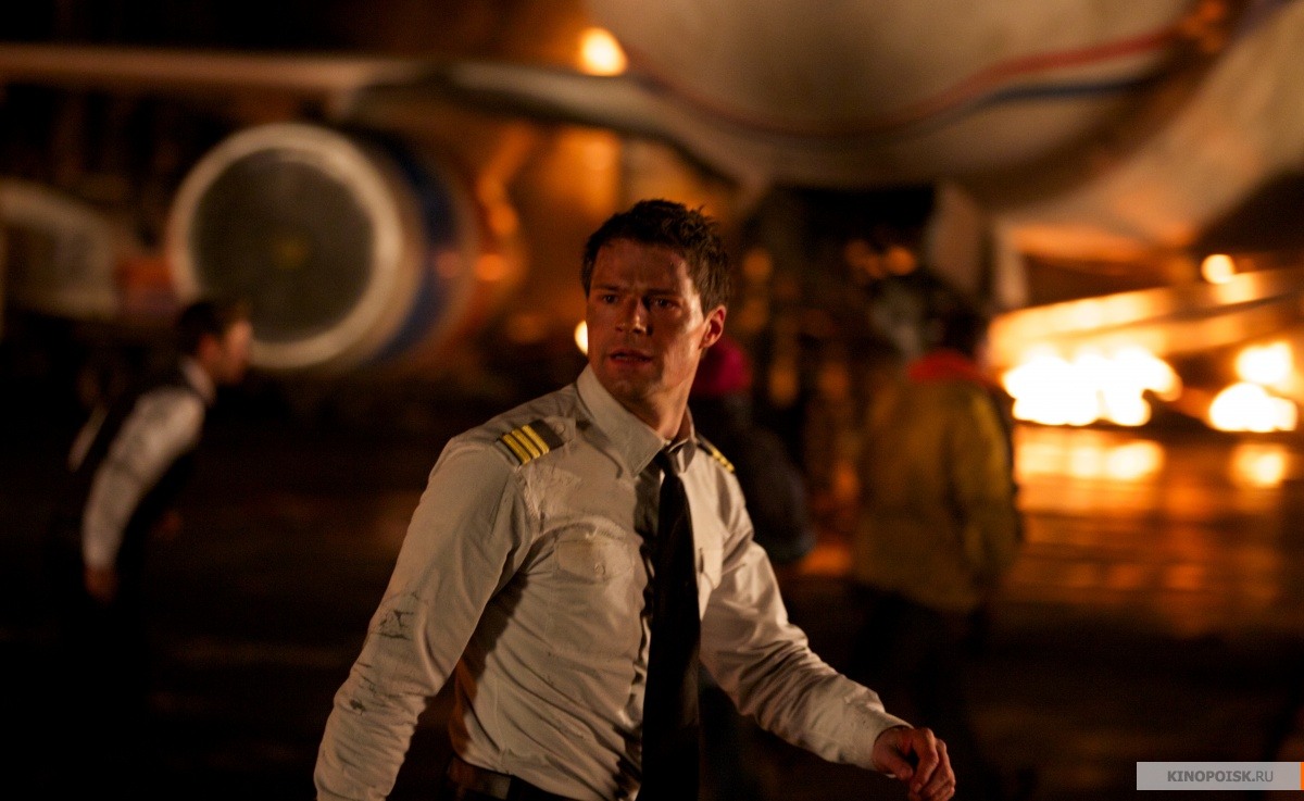 Danila Kozlovsky in Flight Crew (2016). Source:kinopoisk.ru