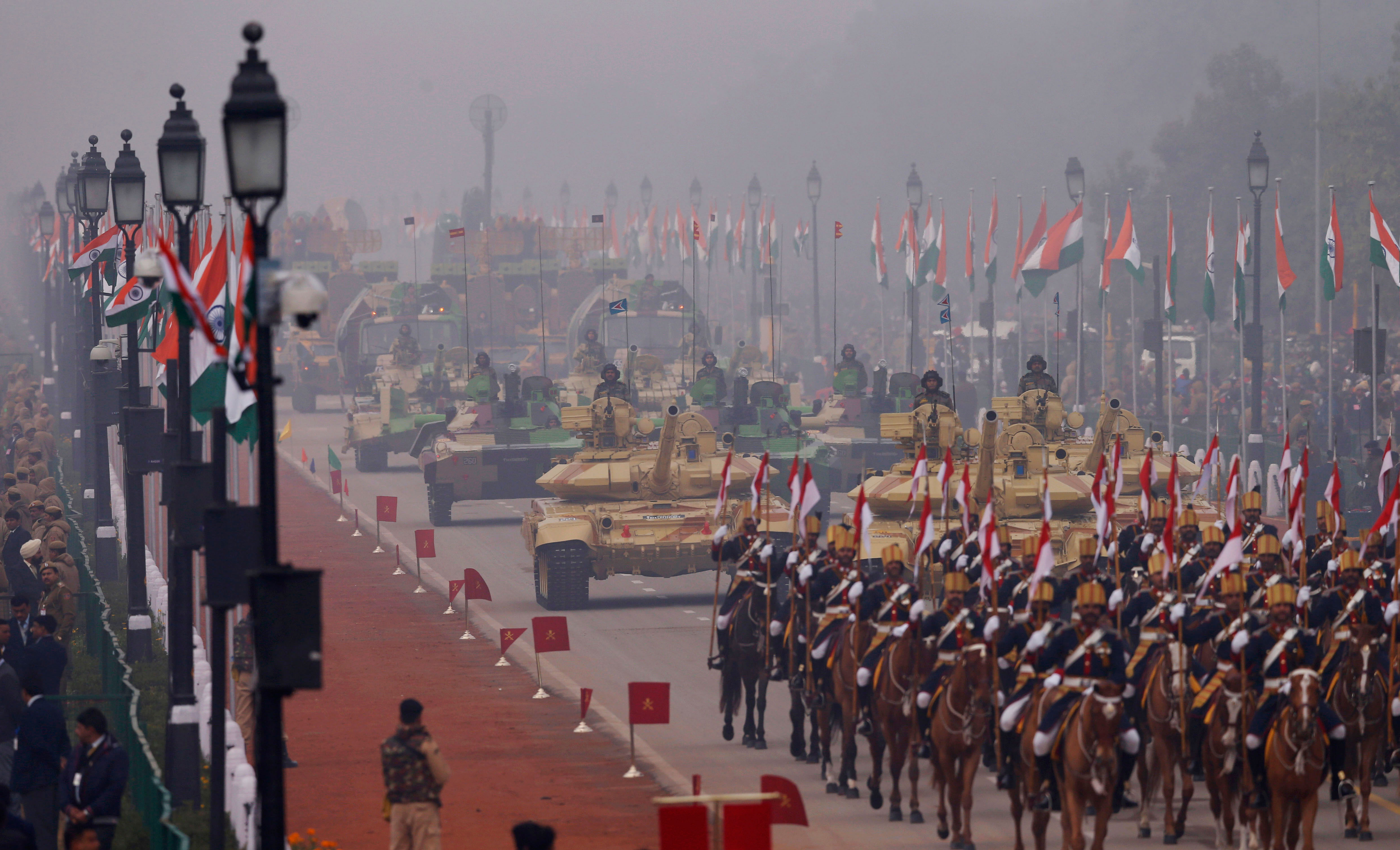Indian army soldiers display the military hardware during the Republic Day parade in New Delhi, Jan. 26, 2014. 