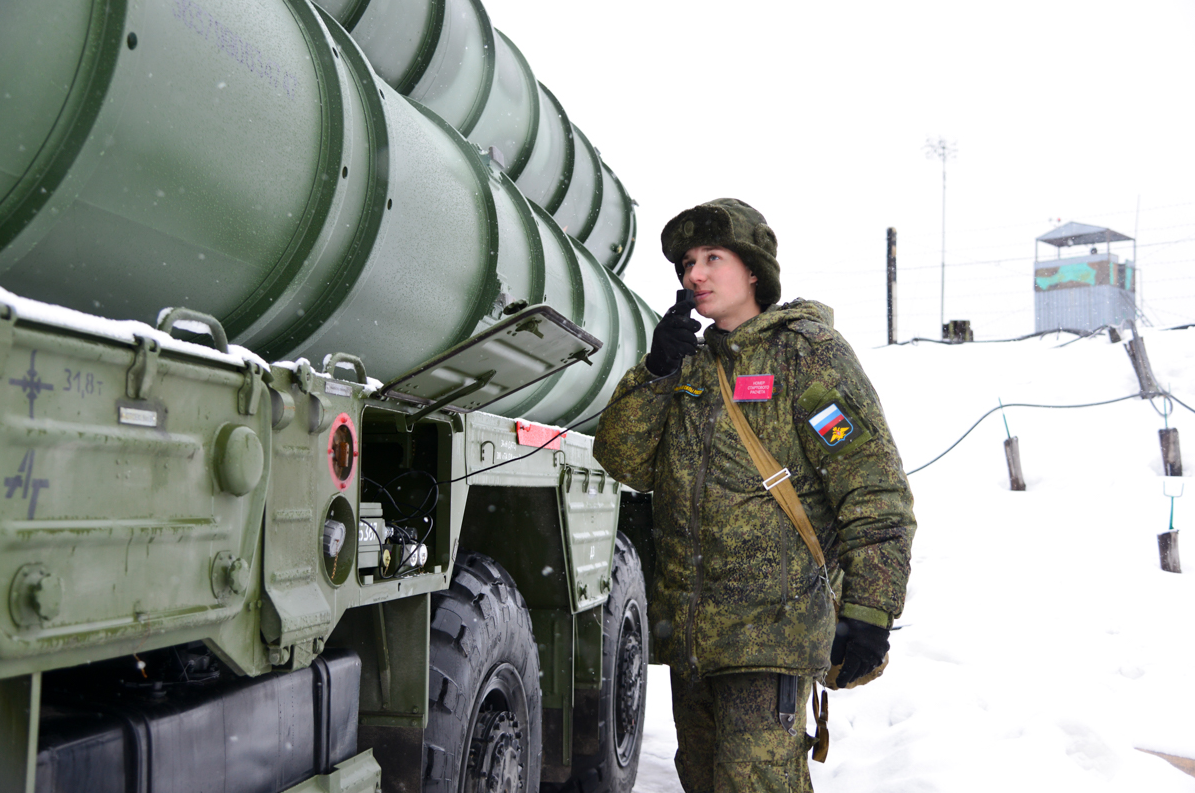 Menurut Kementerian Pertahanan Rusia, ada sembilan unit rudal S-400 yang akan ditempatkan di wilayah Moskow.