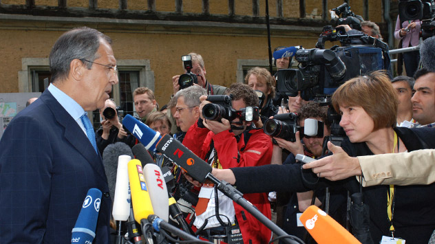 Russian Foreign Minister Sergei Lavrov all'incontro con i giornalisti (Foto: Eduard Pesov/RIA Novosti)