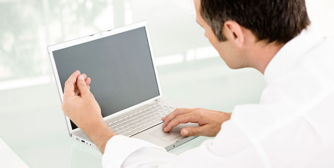 Su Facebook non solo svago e divertimento, ma anche informazioni di servizio (Foto: Gettyimages/Fotobank)