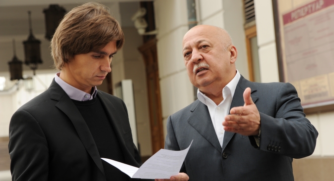 In un'immagine d'archivio, a sinistra, Sergei Filin, il direttore artistico del Bolshoj, con Anatoly Iksanov, direttore generale del teatro (Foto: Ria Novosti)