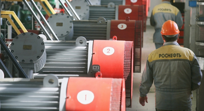 In una raffineria di Rosneft nella regione di Krasnodar (Foto: Itar-Tass)